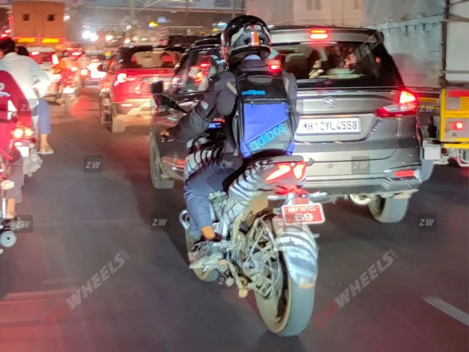 Bajaj Pulsar N250 Digital Cluster